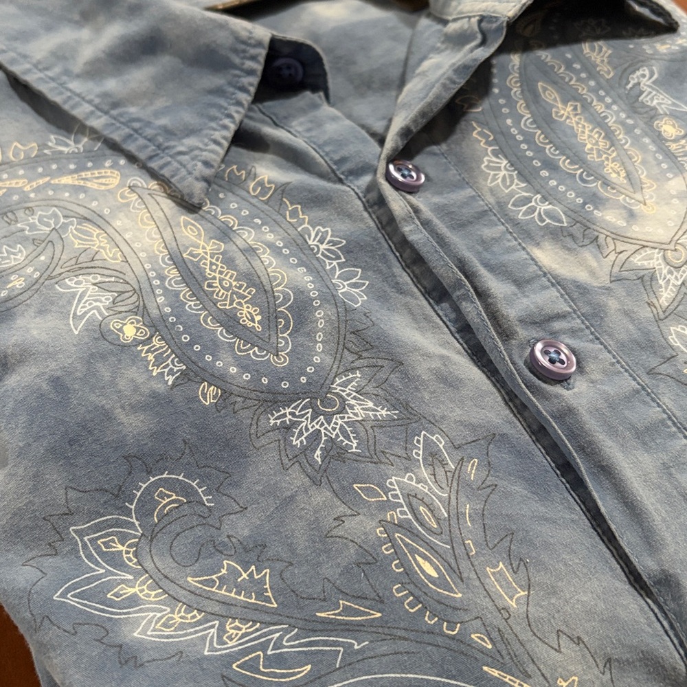 Blue Stylish Long-Sleeve Shirt with embroidery pattern - Picture 4 of 4
